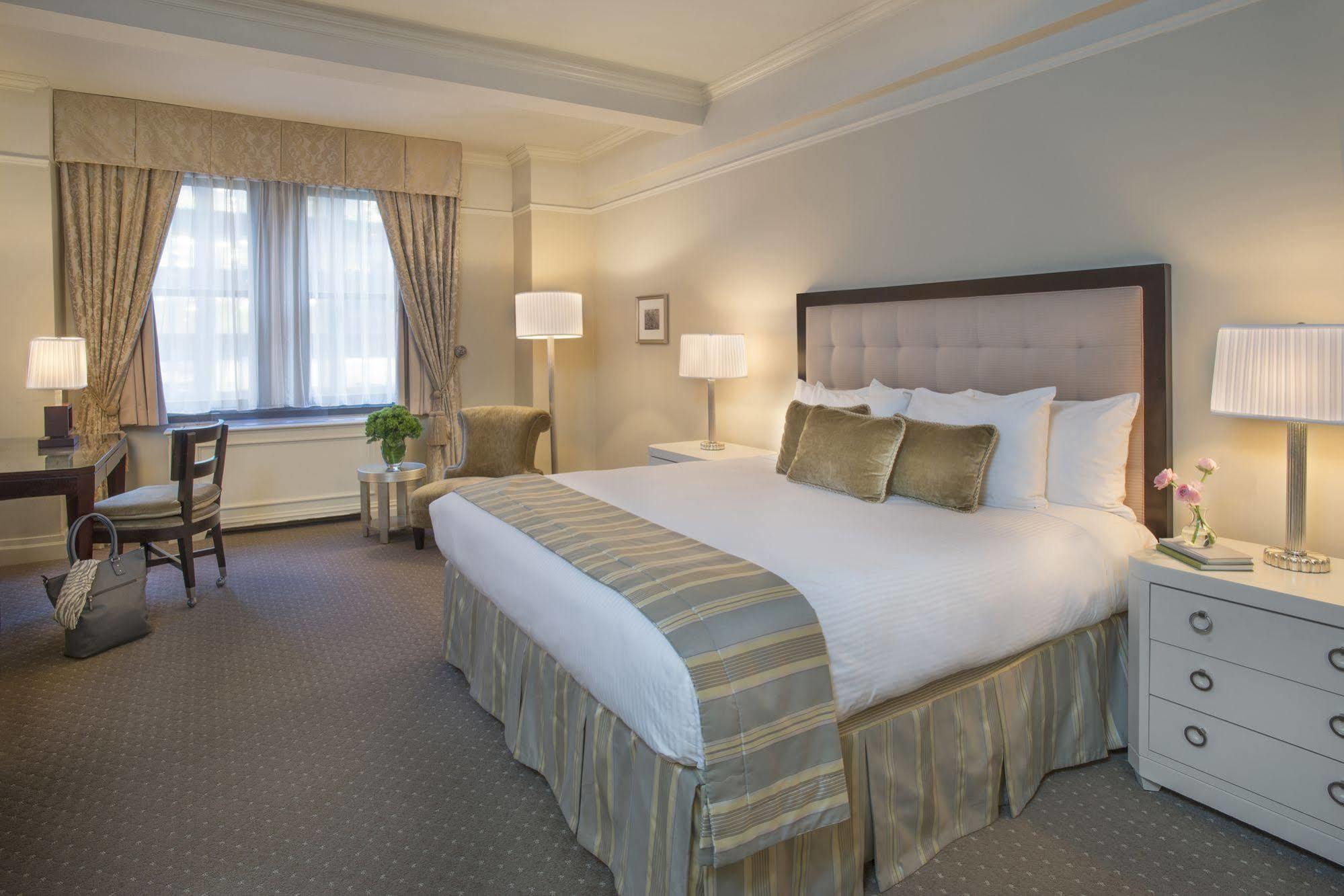 Warwick New York Hotell Exteriör bild